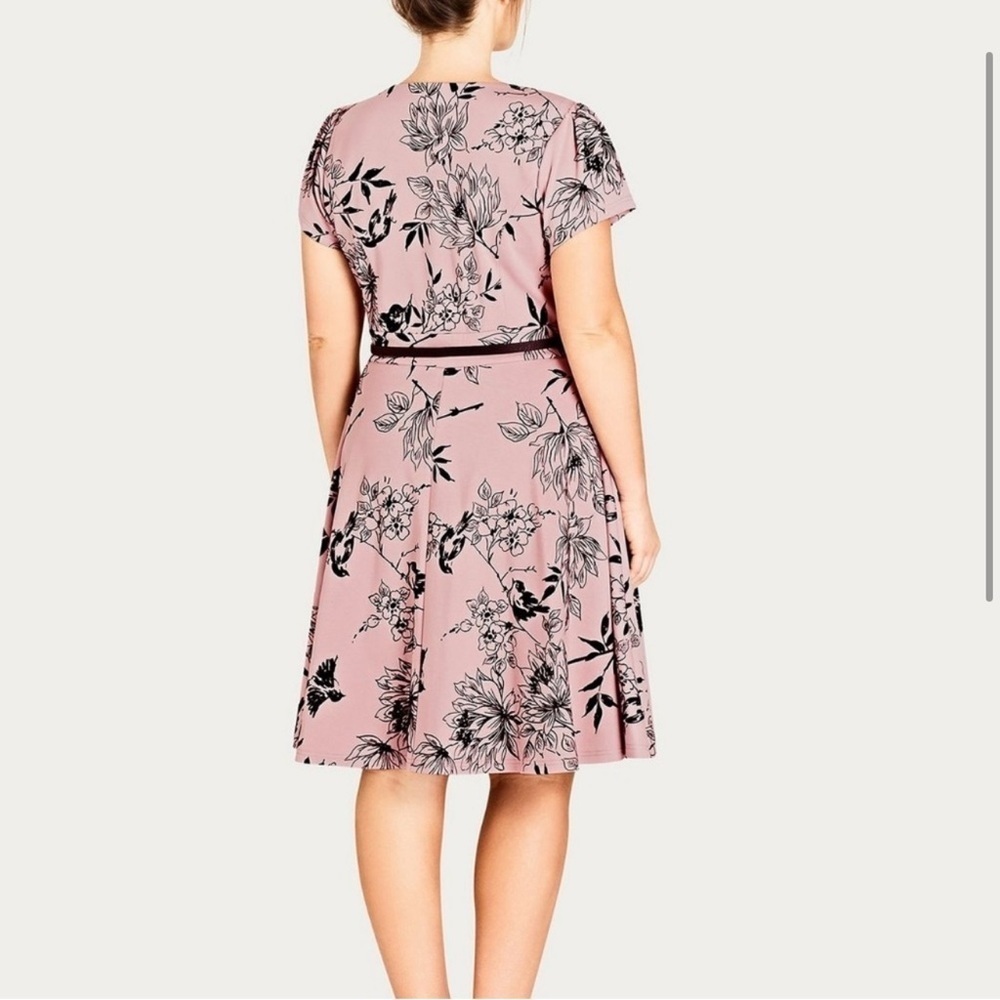 City Chic Birdy Flock Dress - Picture 4 of 10